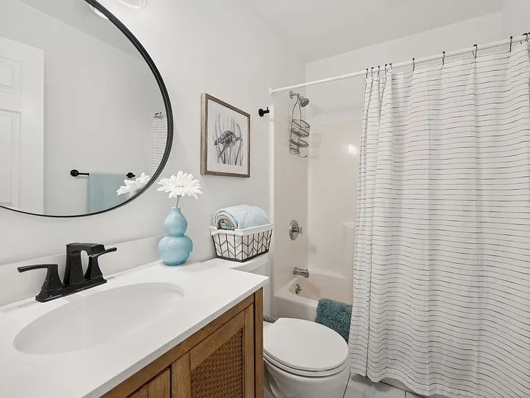 117 Grant Dr — Photo 10