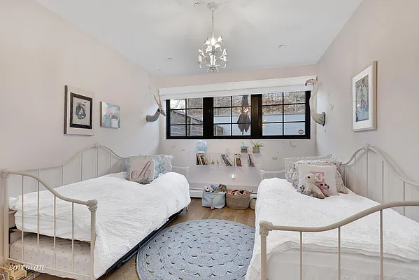 Sold by Corcoran | media 16