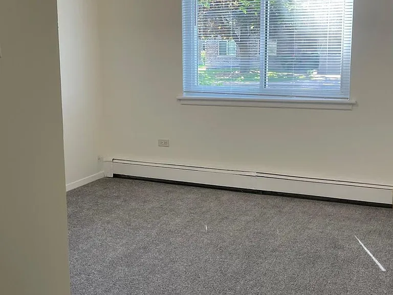 866 Crimson Ct #1-105 — Photo 11