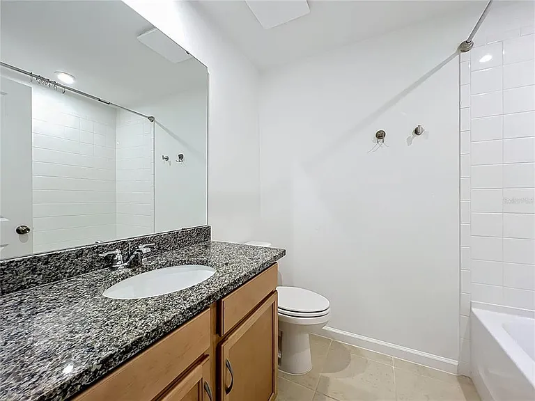 9848 Walkway Dr — Photo 38
