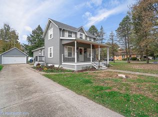 425 N Market St, Momence, IL