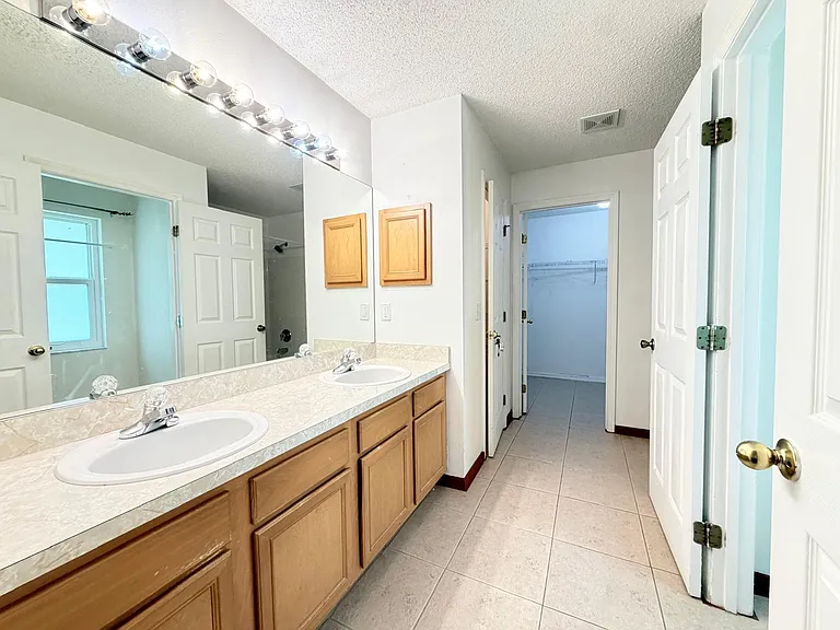 1613 SW Whipple Ave — Photo 24