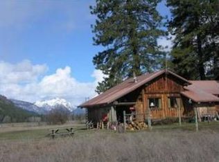 859 Wolf Creek Rd, Winthrop, WA 98862
