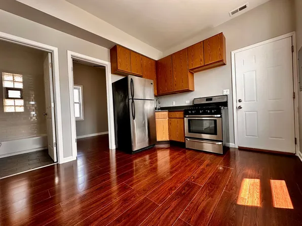 3534 S Parnell, 3534 S Parnell Ave APT 2R, Chicago, IL 60609