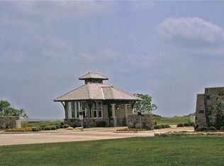 8216 Fullerton Dr, Cleburne, TX 76033