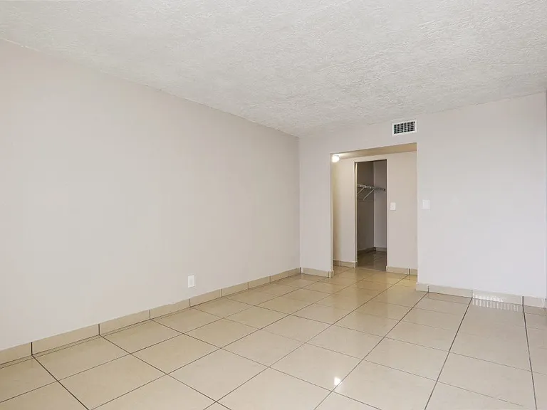 Windward Vista — Photo 20