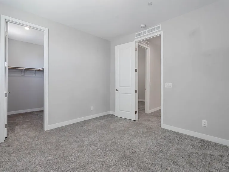 10620 Carnes Ave — Photo 22