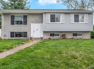 505 Robin Dr, Arnold, MO 63010