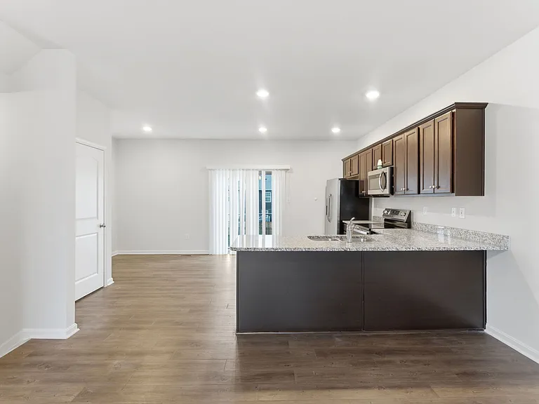 293 Magellan Dr — Photo 9