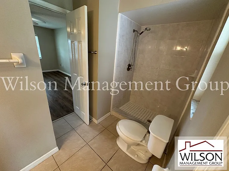 620 Lakespur Ln — Photo 24