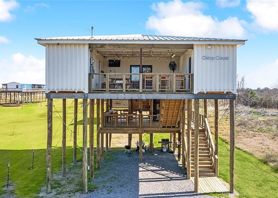 1st image of 1729 Yscloskey Hwy