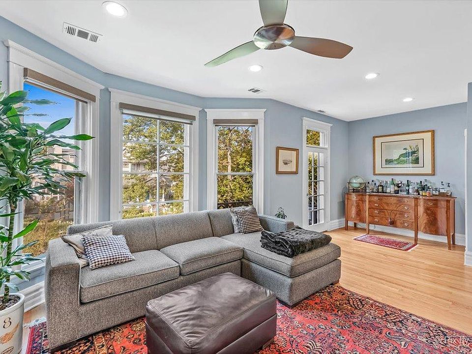 1st image of 2701 N Magnolia Ave APT 2F