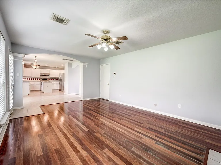 21318 Rose Hollow Ln — Photo 17