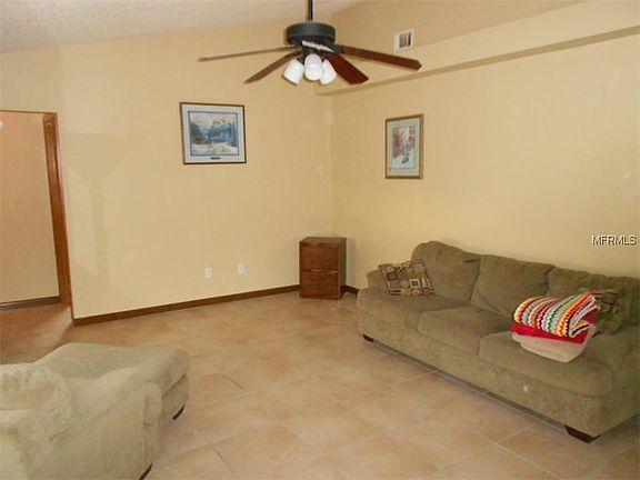 4th image of 38 Fern Crest Dr