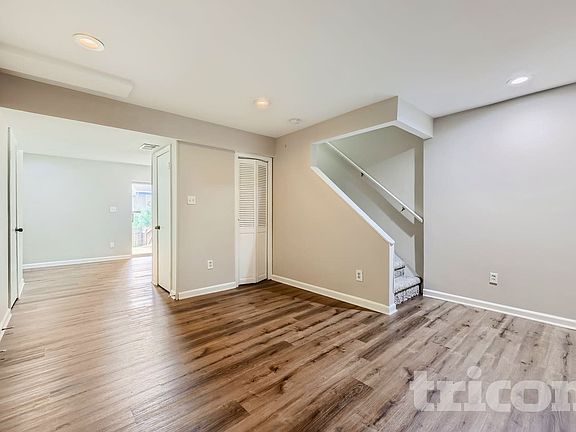 5th image of 19 Clearlake Ct