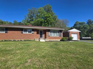 26 Bland Rd, Bassett, VA 24055