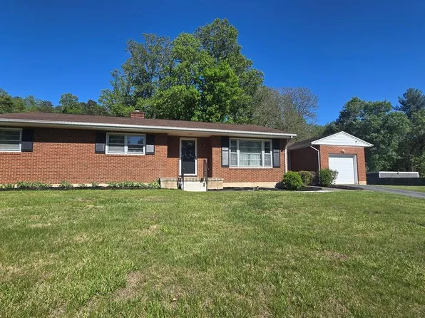 26 Bland Rd, Bassett, VA 24055