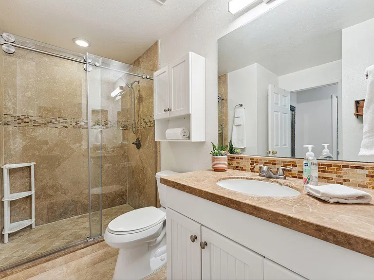 1725 Palm Cove Blvd #2-306 — Photo 11