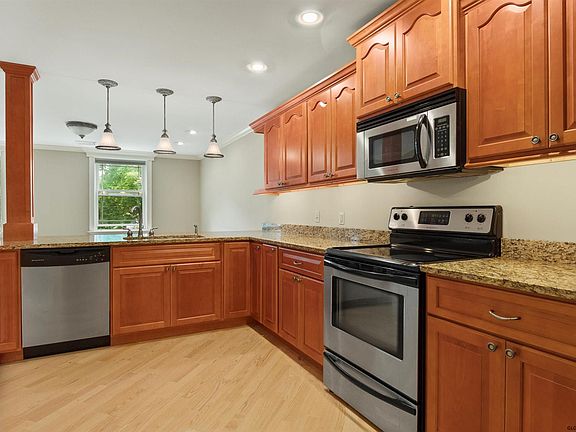 3rd image of 93 Maple St Unit 205