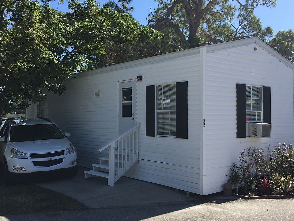 1st image of 42 W Oak St Lot A3