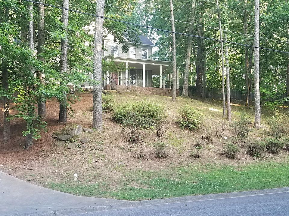 1st image of 71 Geraldine Dr SE