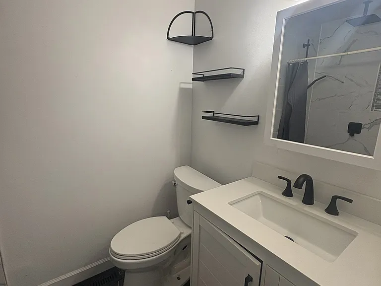 1015 Morriswood Ct — Photo 12