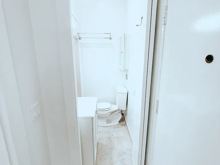 121 Carl St #3 — Photo 23