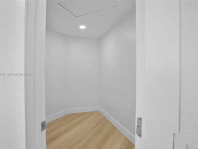 9354 Arborwood Cir — Photo 10
