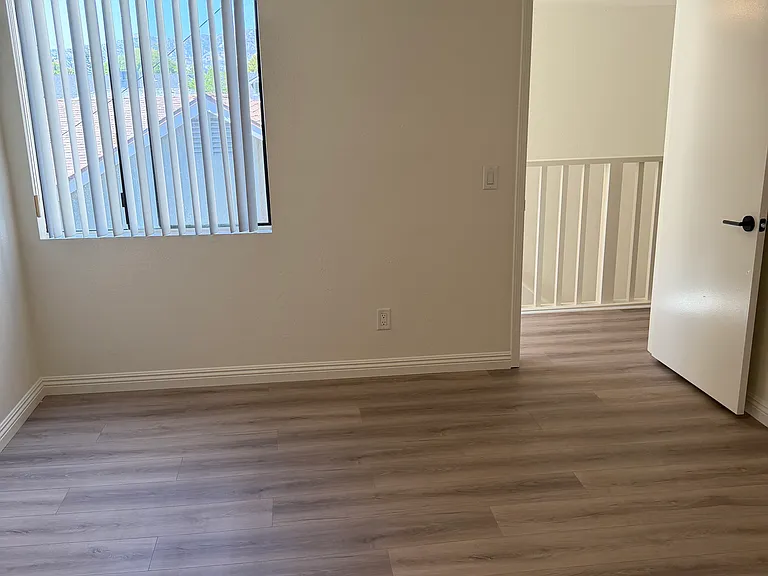 1801 W Victory Blvd #109 — Photo 6