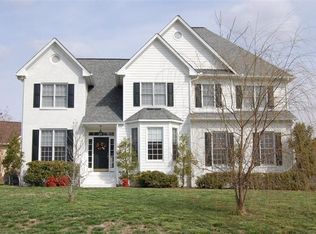 101 Old Markham Pl, Chapel Hill, NC 27514