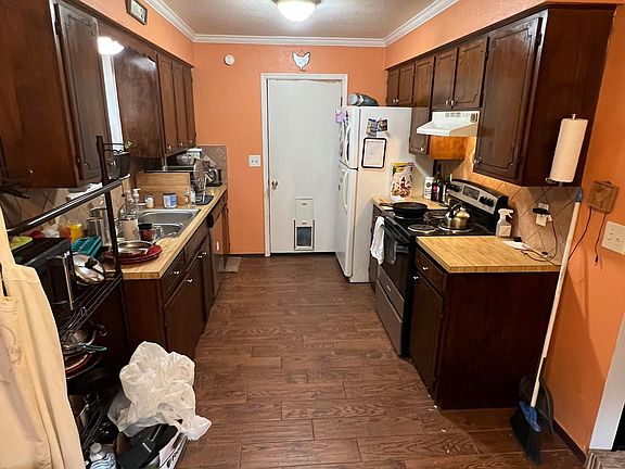 5th image of 2841 N Susan Carol Ln