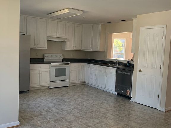 5th image of 17624 Slate Way