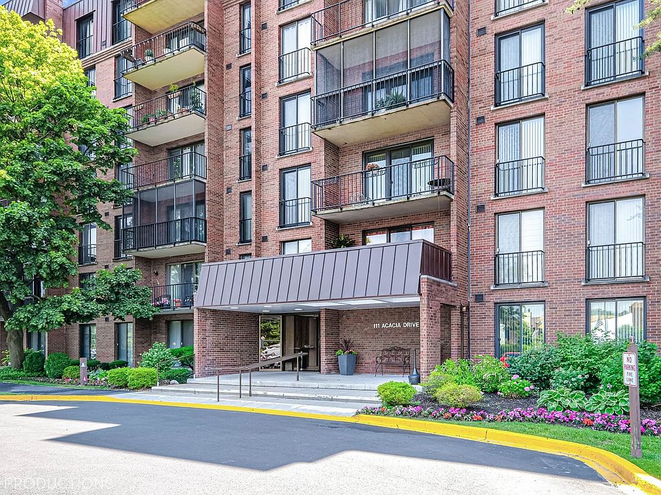 1st image of 111 Acacia Dr APT 106