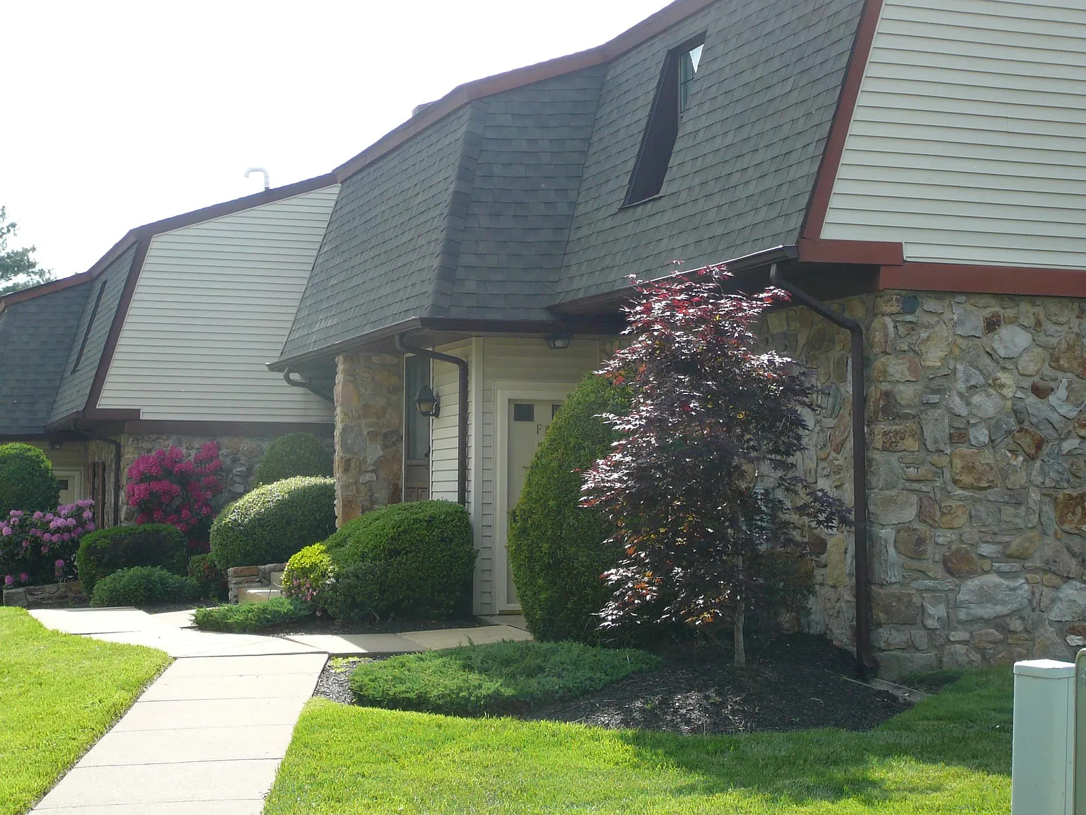 1 bed, 708 sqft, $1,800 — Photo 2