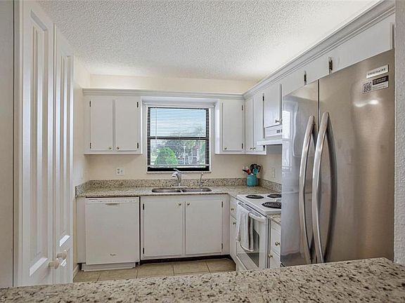 3rd image of 4358 27th CT SW #206