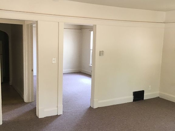 4th image of 1837 Lincoln St APT 2F