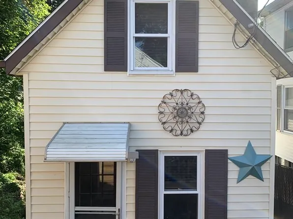 16 Trevett Ave, Lynn, MA 01904