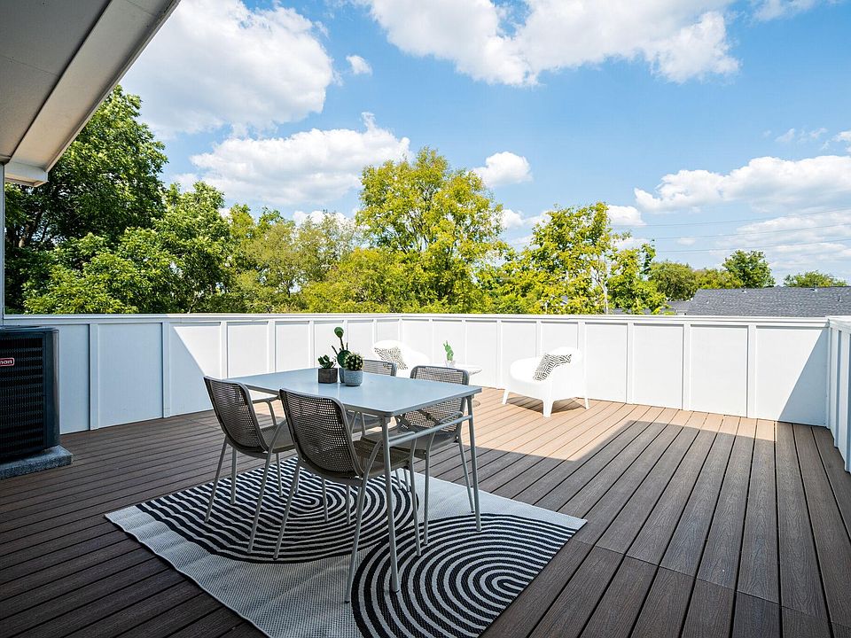 incredible and breathtaking 3rd story open-air deck