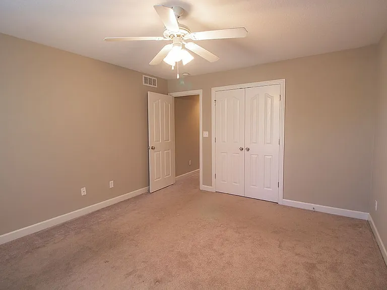 1311 Raleigh Dr — Photo 21