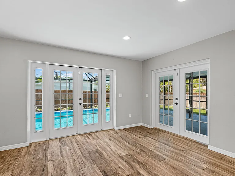 240 Eider Rd — Photo 16