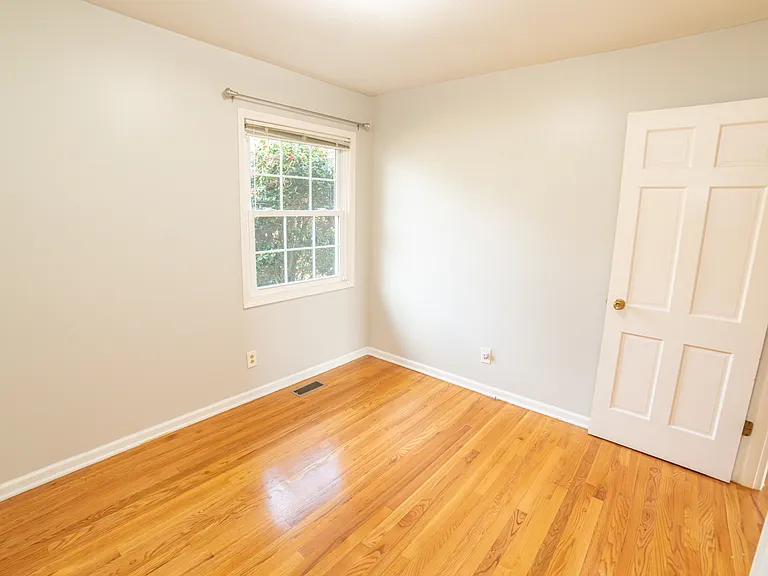 2041 Louita Ave — Photo 15