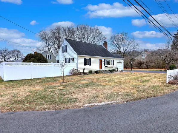 6 Farley Road, Milford, CT 06460