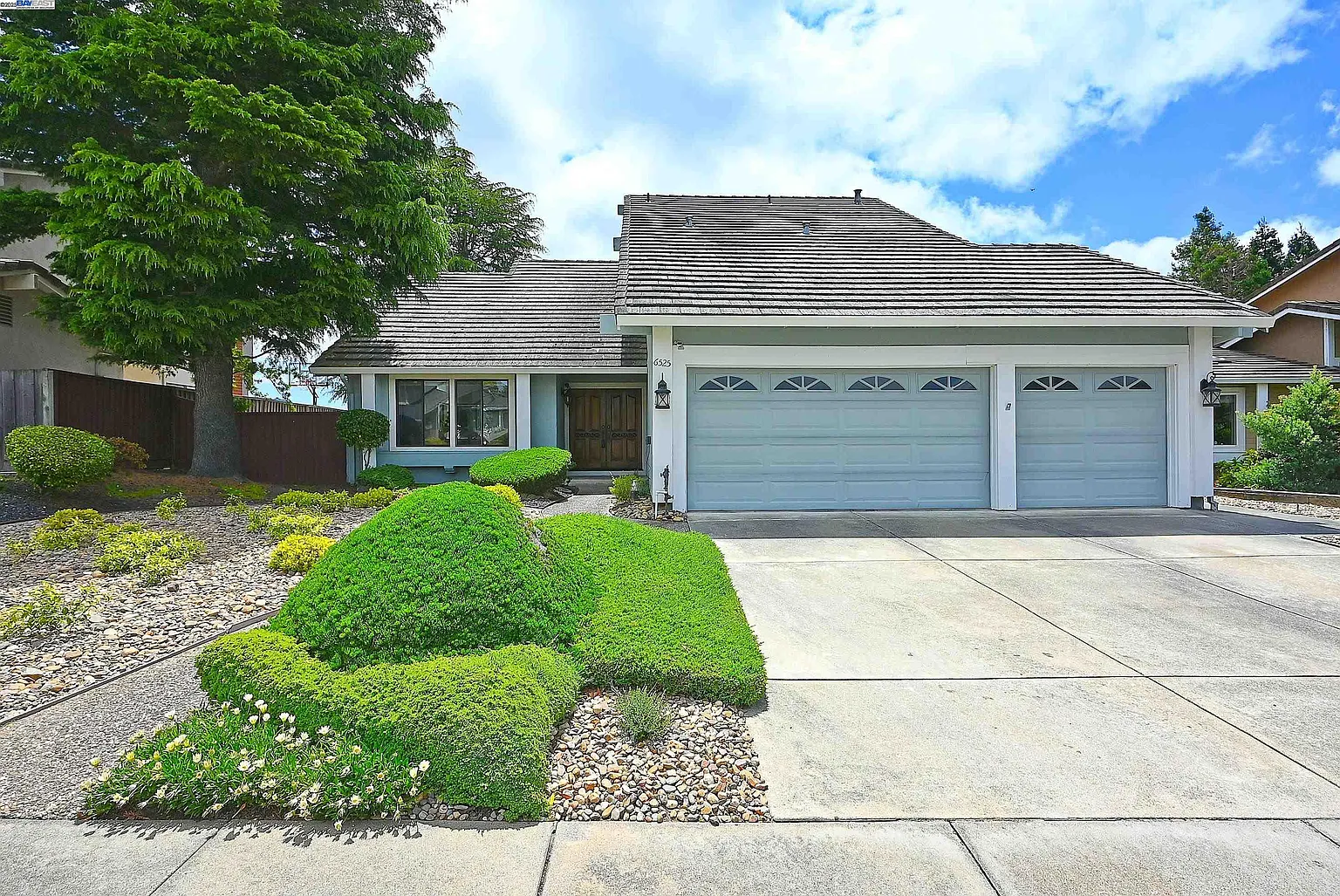 6525 Bellhurst Ln photo 1