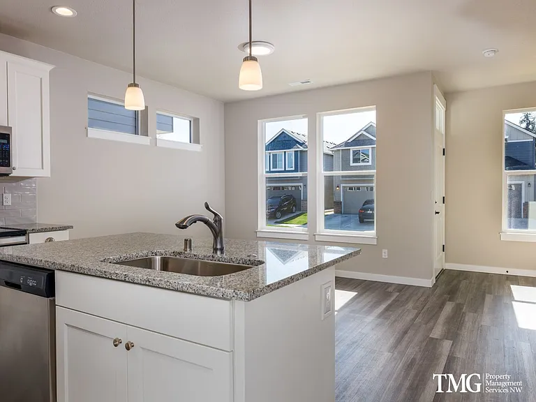 7242 S Ridge Way — Photo 7