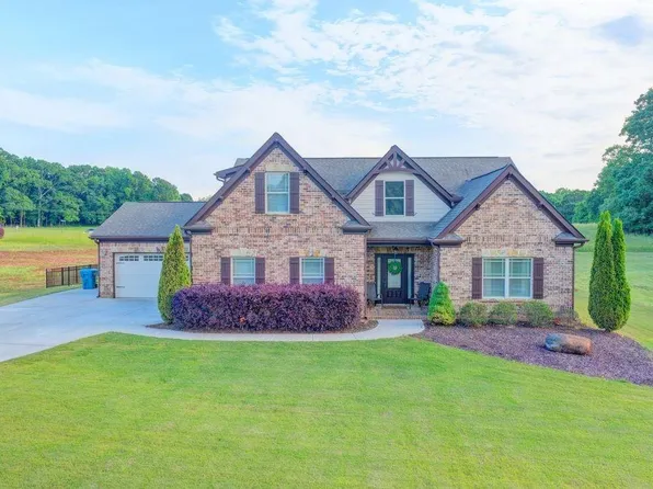 47 Emmaline Ln, Jefferson, GA 30549