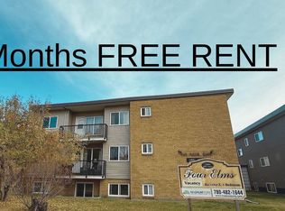 11821 105th St NW #7, Edmonton, AB