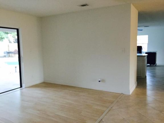4th image of 12111 NW 30th St