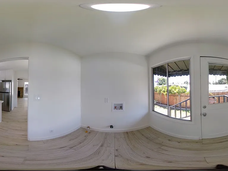 13524 Starbuck St — Photo 25