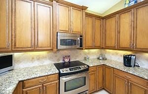 4th image of 6958 Great Falls Cir