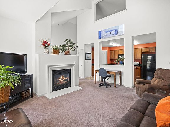 5th image of 9050 Double R Blvd #1322